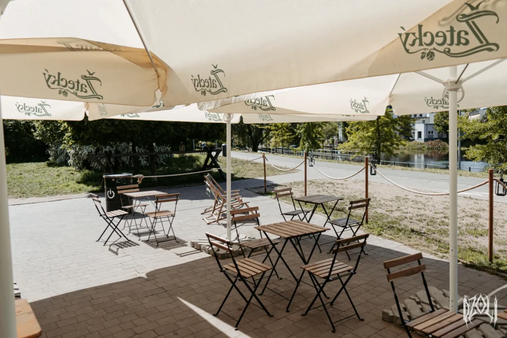 Ogródek - widok na rzekę