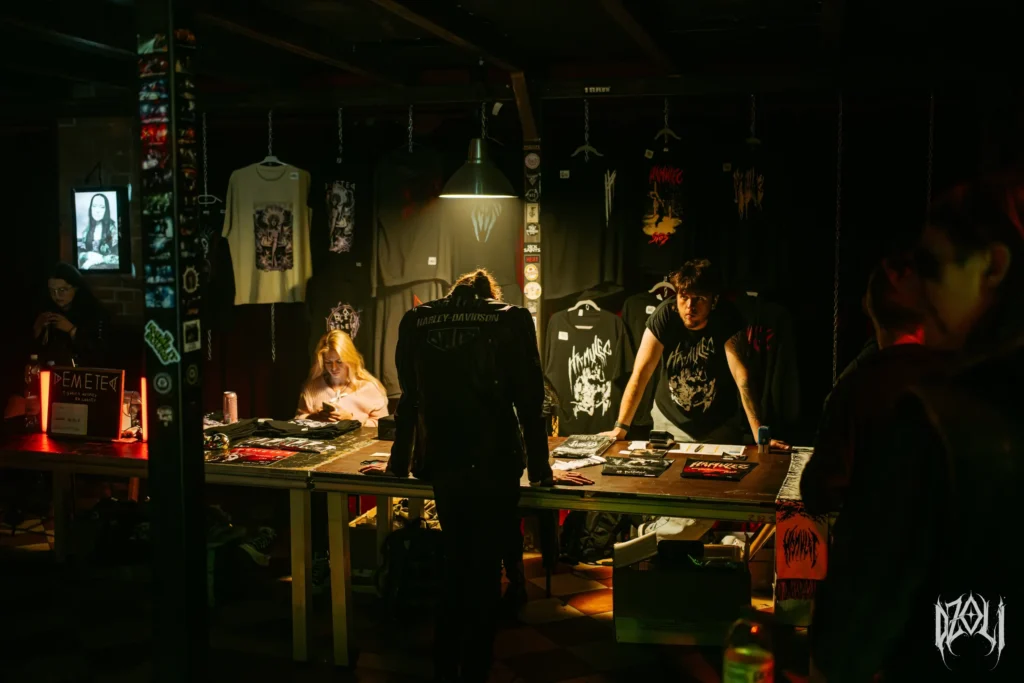 merch-stoisko-otu-bydgoszcz_11zon