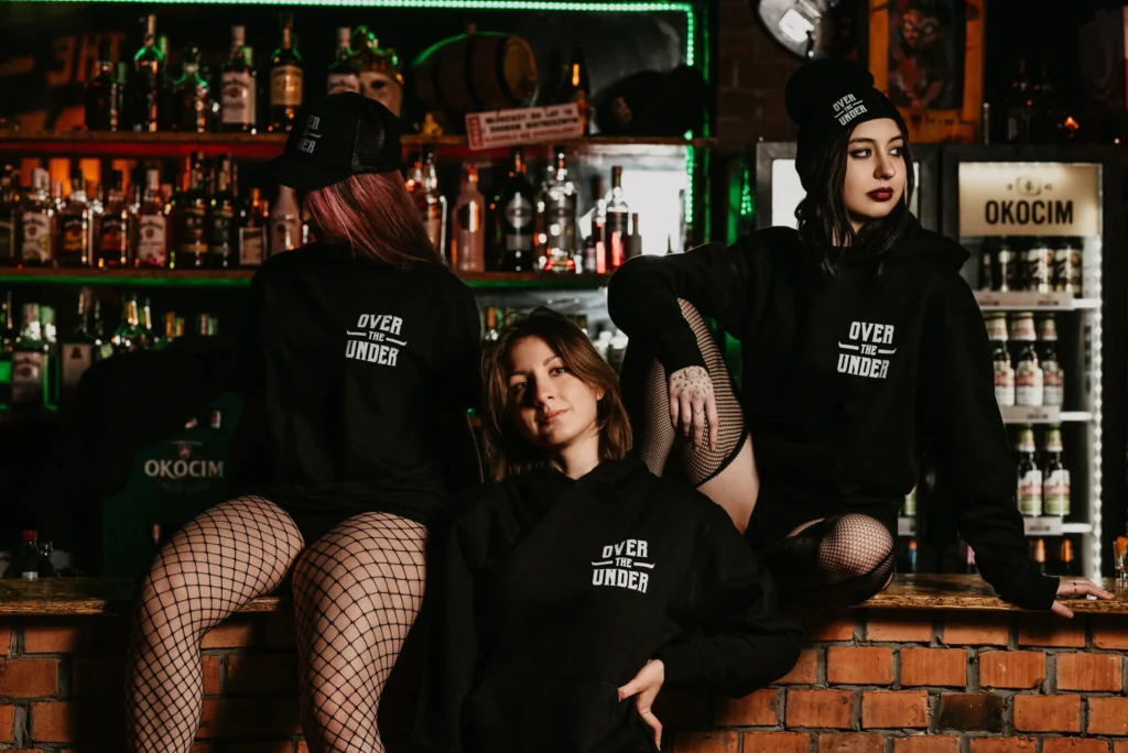 Nie siedź na zimnym, bo wilka dostaniesz!