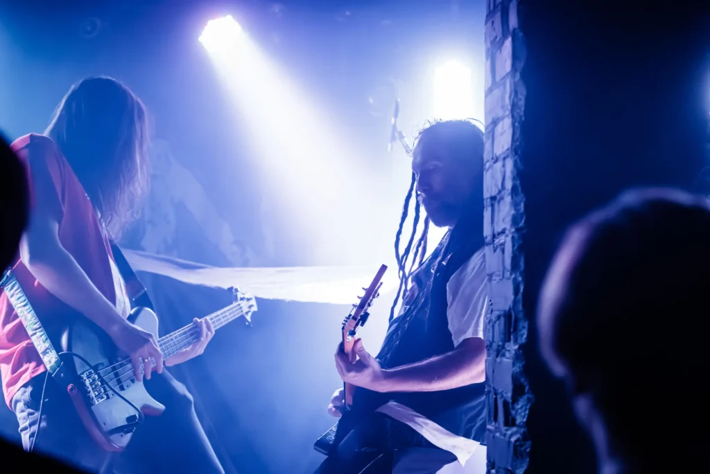 otu-overtheunder-koncerty-10_11zon