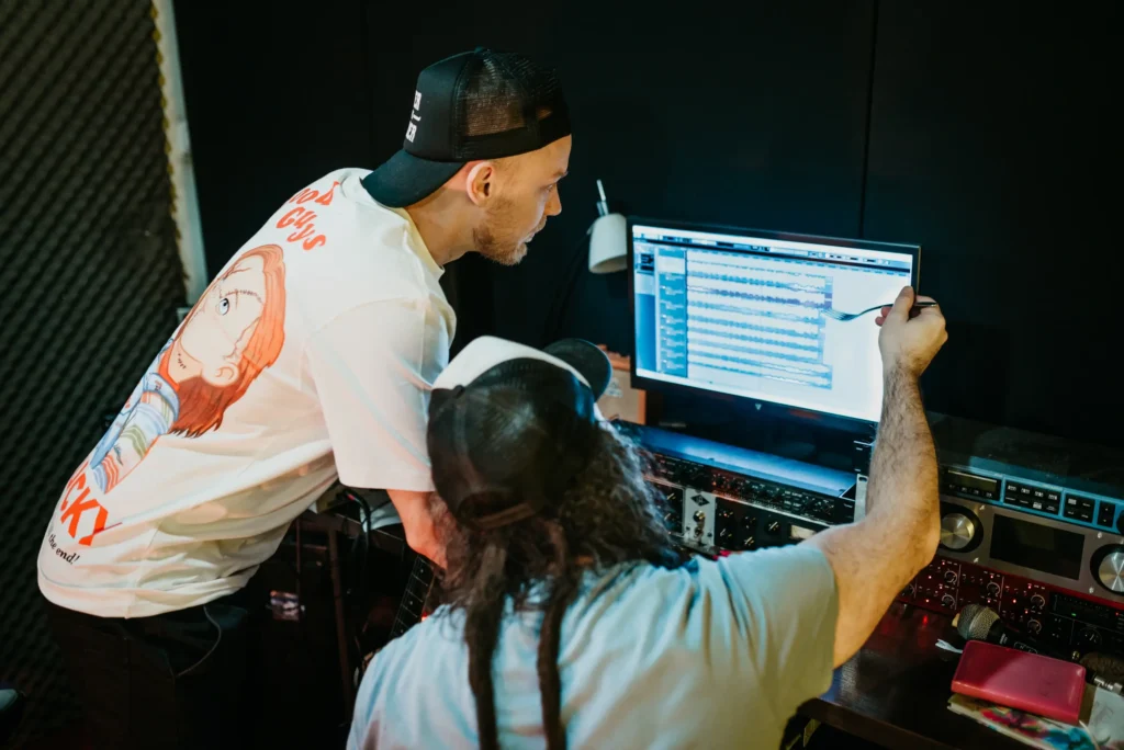 over-the-under-band-otu-zespol-9_11zon